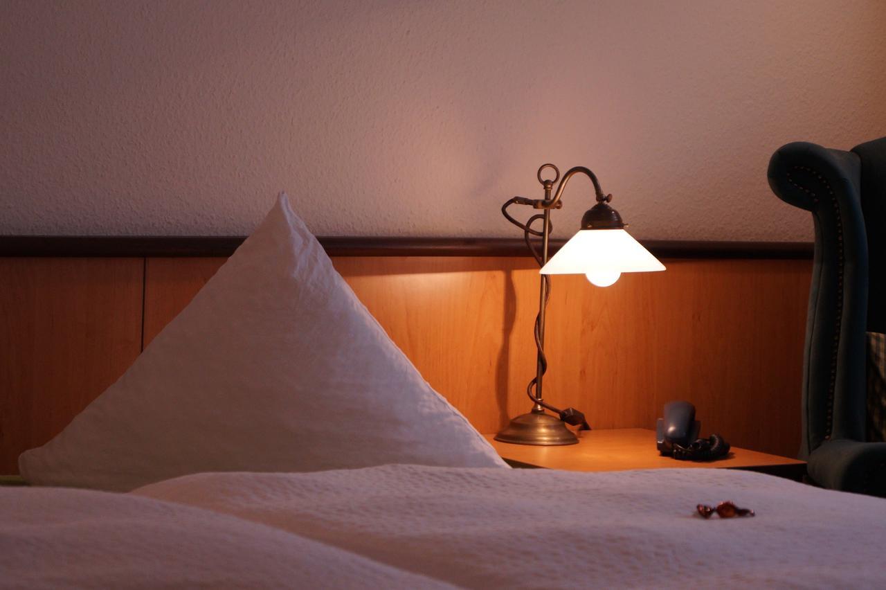 Wirtshaus & Pension "Zum Hammer" Neustadt  エクステリア 写真