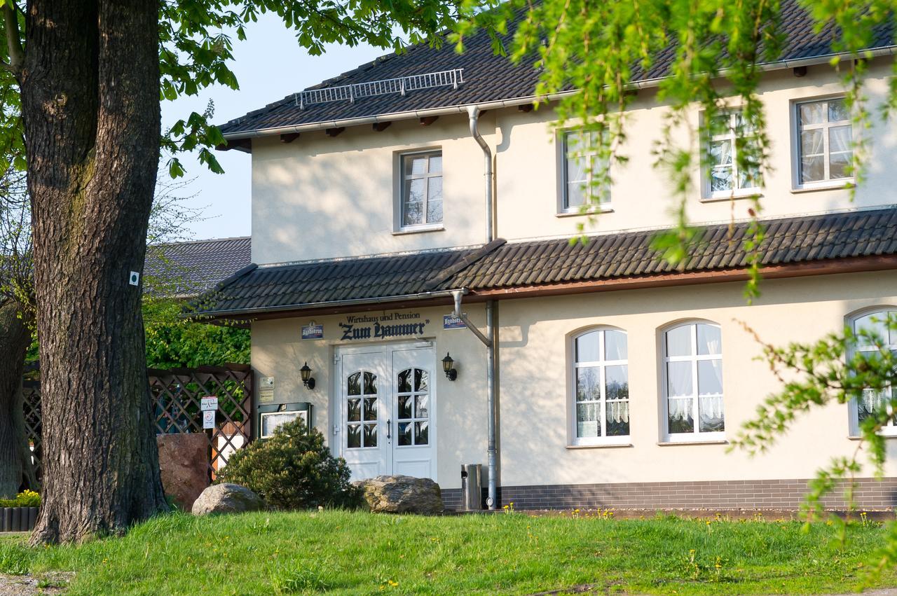 Wirtshaus & Pension "Zum Hammer" Neustadt  エクステリア 写真
